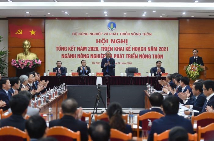 Thủ tướng Nguyễn Xuân Phúc dự Hội nghị trực tuyến tổng kết năm 2020, triển khai kế hoạch năm 2021 của ngành Nông nghiệp &PTNT, ngày 24.12.2020.